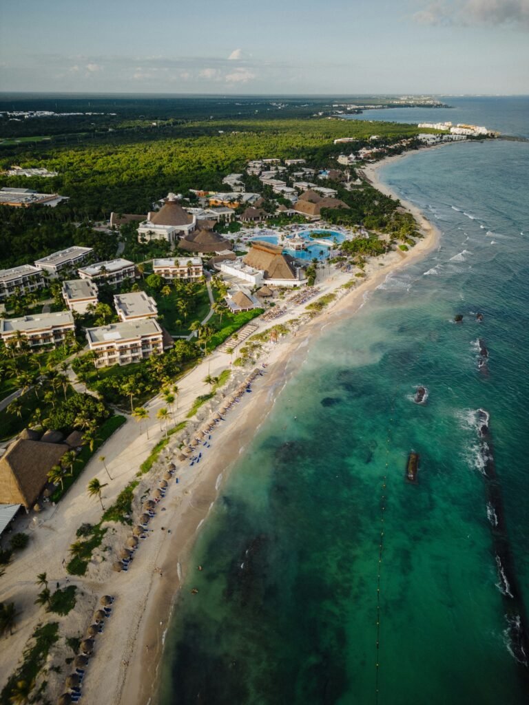 foto de una costa de la Riviera maya